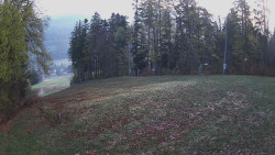 Prostřední část sjezdovky a snowpark