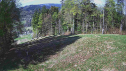 Prostřední část sjezdovky a snowpark