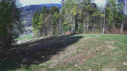 Prostřední část sjezdovky a snowpark