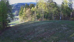 Prostřední část sjezdovky a snowpark
