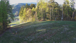 Prostřední část sjezdovky a snowpark
