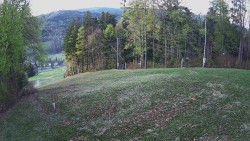 Prostřední část sjezdovky a snowpark