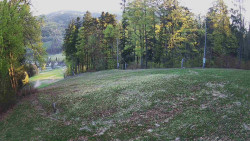 Prostřední část sjezdovky a snowpark