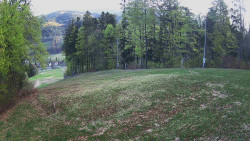 Prostřední část sjezdovky a snowpark