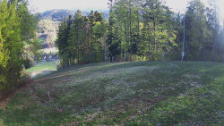 Prostřední část sjezdovky a snowpark