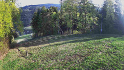 Prostřední část sjezdovky a snowpark