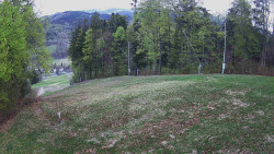 Prostřední část sjezdovky a snowpark