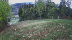 Prostřední část sjezdovky a snowpark