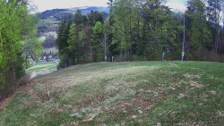 Prostřední část sjezdovky a snowpark