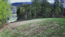 Prostřední část sjezdovky a snowpark