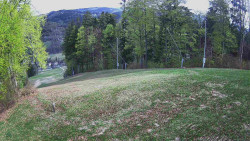 Prostřední část sjezdovky a snowpark