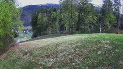 Prostřední část sjezdovky a snowpark