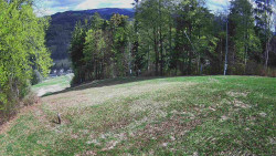 Prostřední část sjezdovky a snowpark