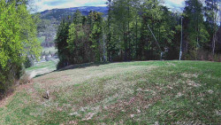 Prostřední část sjezdovky a snowpark