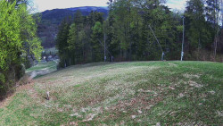 Prostřední část sjezdovky a snowpark