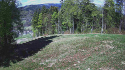 Prostřední část sjezdovky a snowpark