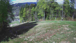 Prostřední část sjezdovky a snowpark