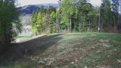 Prostřední část sjezdovky a snowpark