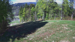 Prostřední část sjezdovky a snowpark