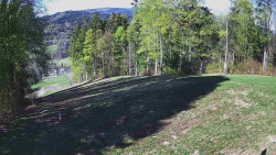 Prostřední část sjezdovky a snowpark