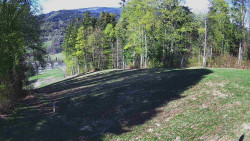 Prostřední část sjezdovky a snowpark