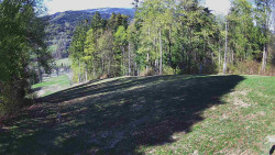 Prostřední část sjezdovky a snowpark