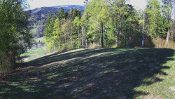Prostřední část sjezdovky a snowpark