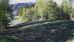 Prostřední část sjezdovky a snowpark