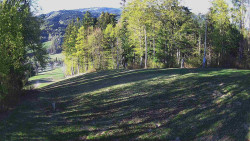 Prostřední část sjezdovky a snowpark