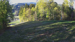 Prostřední část sjezdovky a snowpark