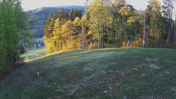 Prostřední část sjezdovky a snowpark