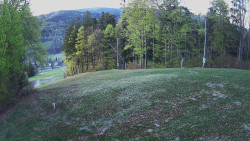 Prostřední část sjezdovky a snowpark