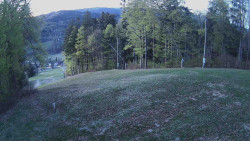 Prostřední část sjezdovky a snowpark