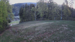 Prostřední část sjezdovky a snowpark