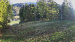 Prostřední část sjezdovky a snowpark