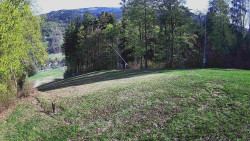 Prostřední část sjezdovky a snowpark