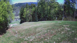 Prostřední část sjezdovky a snowpark