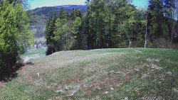 Prostřední část sjezdovky a snowpark