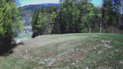 Prostřední část sjezdovky a snowpark