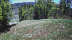 Prostřední část sjezdovky a snowpark