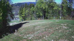 Prostřední část sjezdovky a snowpark