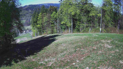 Prostřední část sjezdovky a snowpark