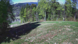 Prostřední část sjezdovky a snowpark