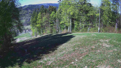 Prostřední část sjezdovky a snowpark