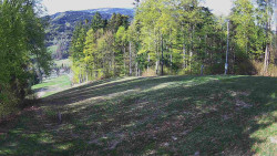 Prostřední část sjezdovky a snowpark