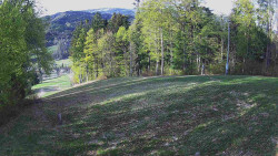 Prostřední část sjezdovky a snowpark