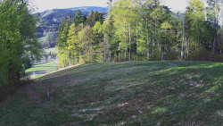 Prostřední část sjezdovky a snowpark