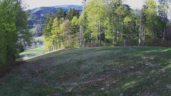 Prostřední část sjezdovky a snowpark