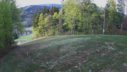 Prostřední část sjezdovky a snowpark