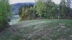 Prostřední část sjezdovky a snowpark